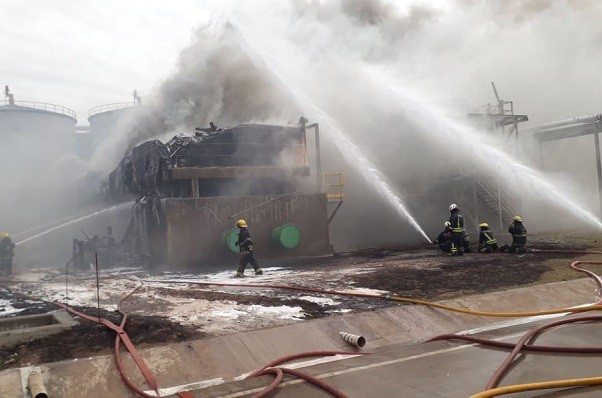 VIDEO: voraz incendio en una planta de bioetanol en Villa María | VIDEOS TFN CORDOBA