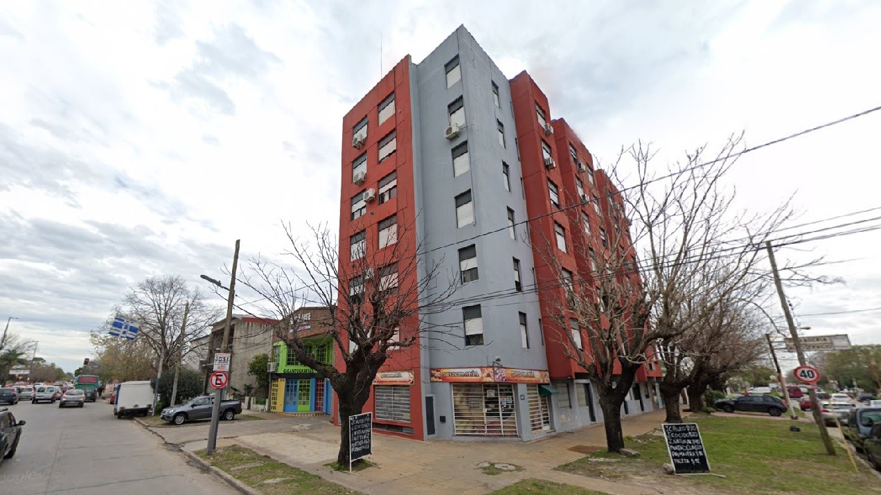 Sigue internado el chico que cayó desde el sexto piso cuando intentaba hacer un Tik Tok | Actualidad