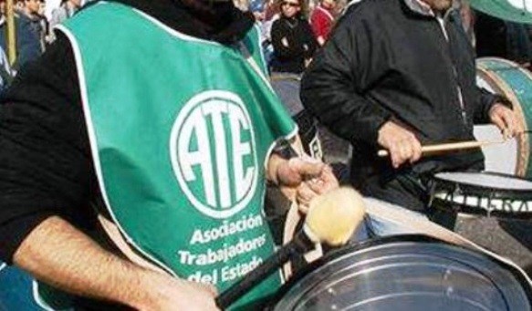 Se realiza hoy un paro nacional de trabajadores estatales en rechazo al aumento del 7% | Actualidad