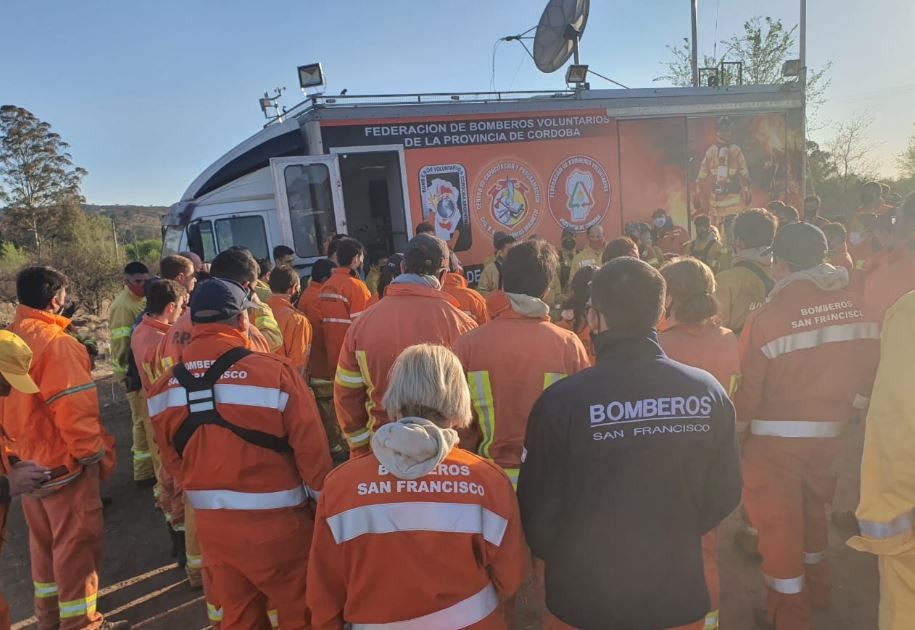Incendios en zonas de Achiras y Villa de Soto: controlados y en guardia de cenizas | Córdoba