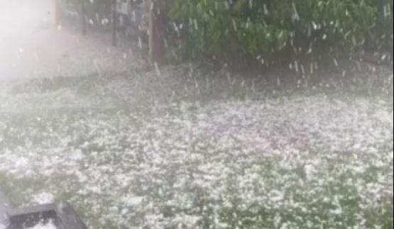 VIDEOS: Fuerte tormenta de lluvia y granizo en Villa Carlos Paz | Córdoba