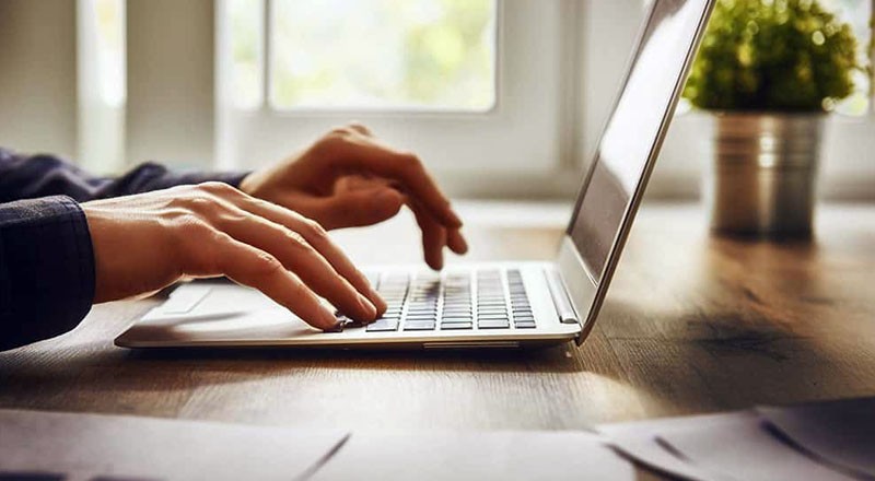 Ganancias: trabajador en relación de dependencia puede deducir equipamiento e indumentaria | Actualidad