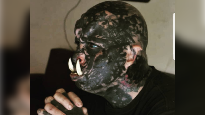 Video: el hombre que se puso colmillos para parecer un orco | Curiosidades