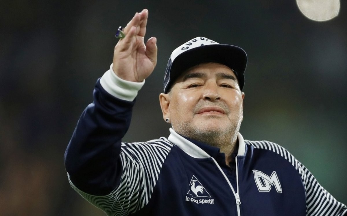 Terminó con éxito la operación a Diego Maradona por un hematoma subdural en la cabeza | Deportes