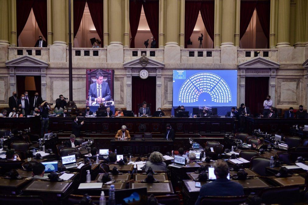 En qué consiste el "Impuesto a la Riqueza" que pretende aprobar el oficialismo | Política y economía