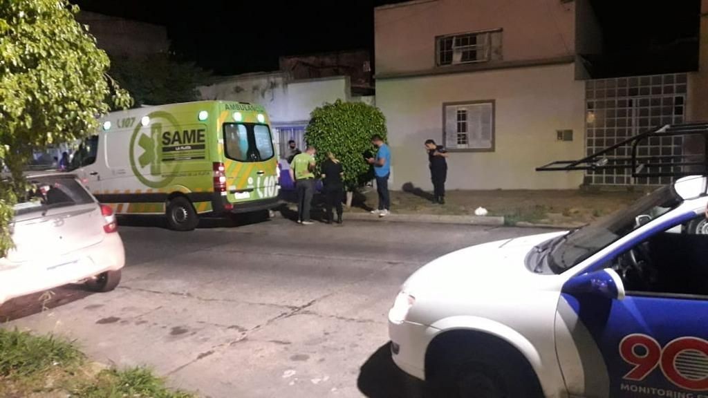 Tras robarle a una mujer, motochorros la balearon en la pierna | Actualidad