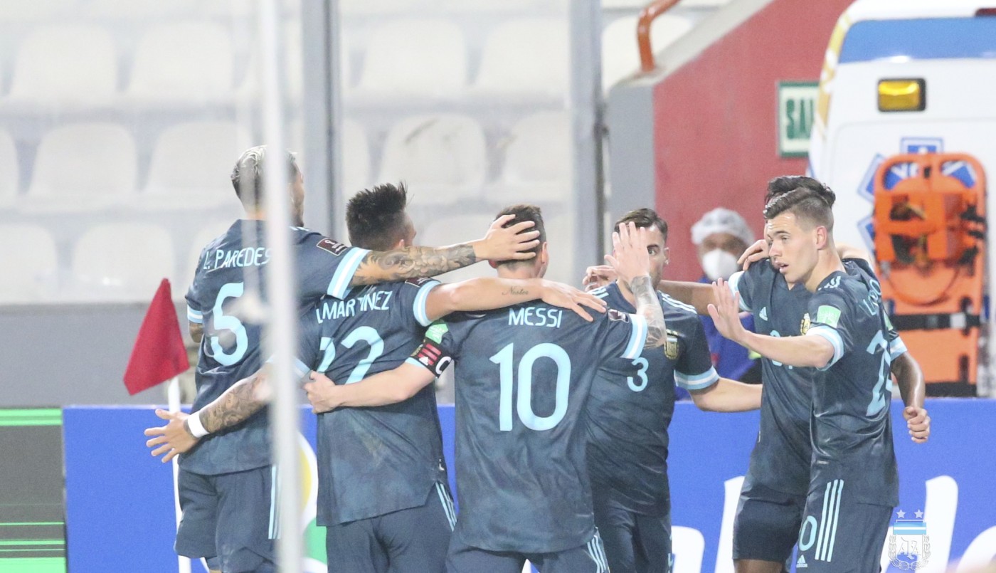 Argentina terminó el año con una victoria en su visita a Perú | Deportes