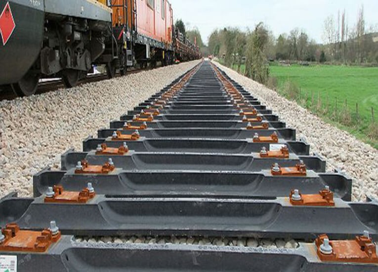 Impulsan la fabricación de durmientes sintéticos a partir de residuos plásticos | Actualidad