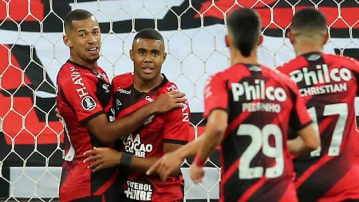 A horas del duelo ante River, Paranaense confirmó seis casos de Covid | Deportes