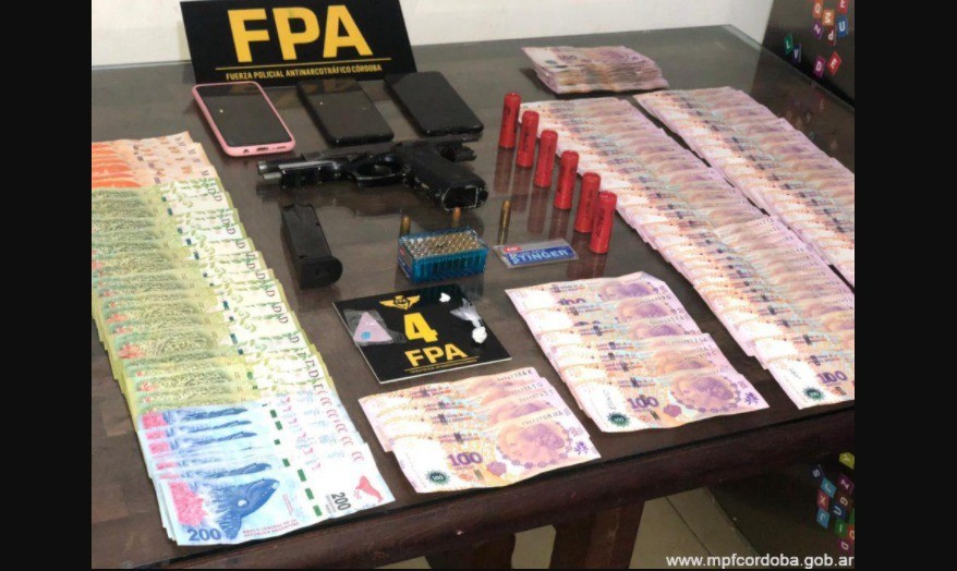 Desbaratan venta de droga en Estación Flores e incautan más de 600 dosis de cocaína | Córdoba