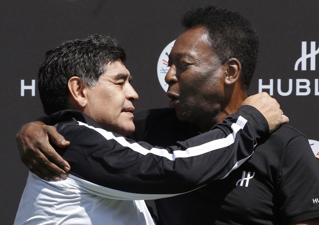 Pelé a Maradona: "Algún día podremos jugar juntos al fútbol en el cielo" | Internacionales