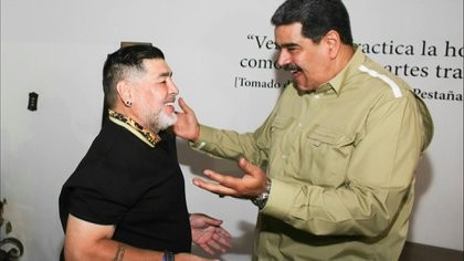 El Presidente compartió carta de Maduro por Maradona: "El pueblo de Venezuela está junto a ustedes" | Política y economía
