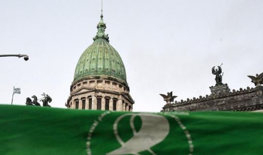 Diputados abre la discusión sobre la legalización del aborto con la exposición de funcionarios | Política y economía