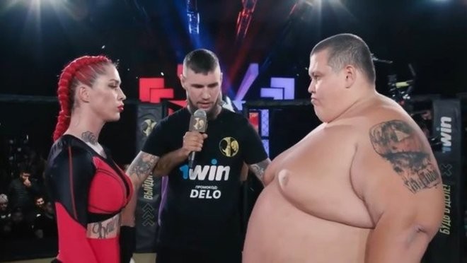 Video insólito: la pelea entre una luchadora de MMA contra un youtuber de 240 kilos | Curiosidades