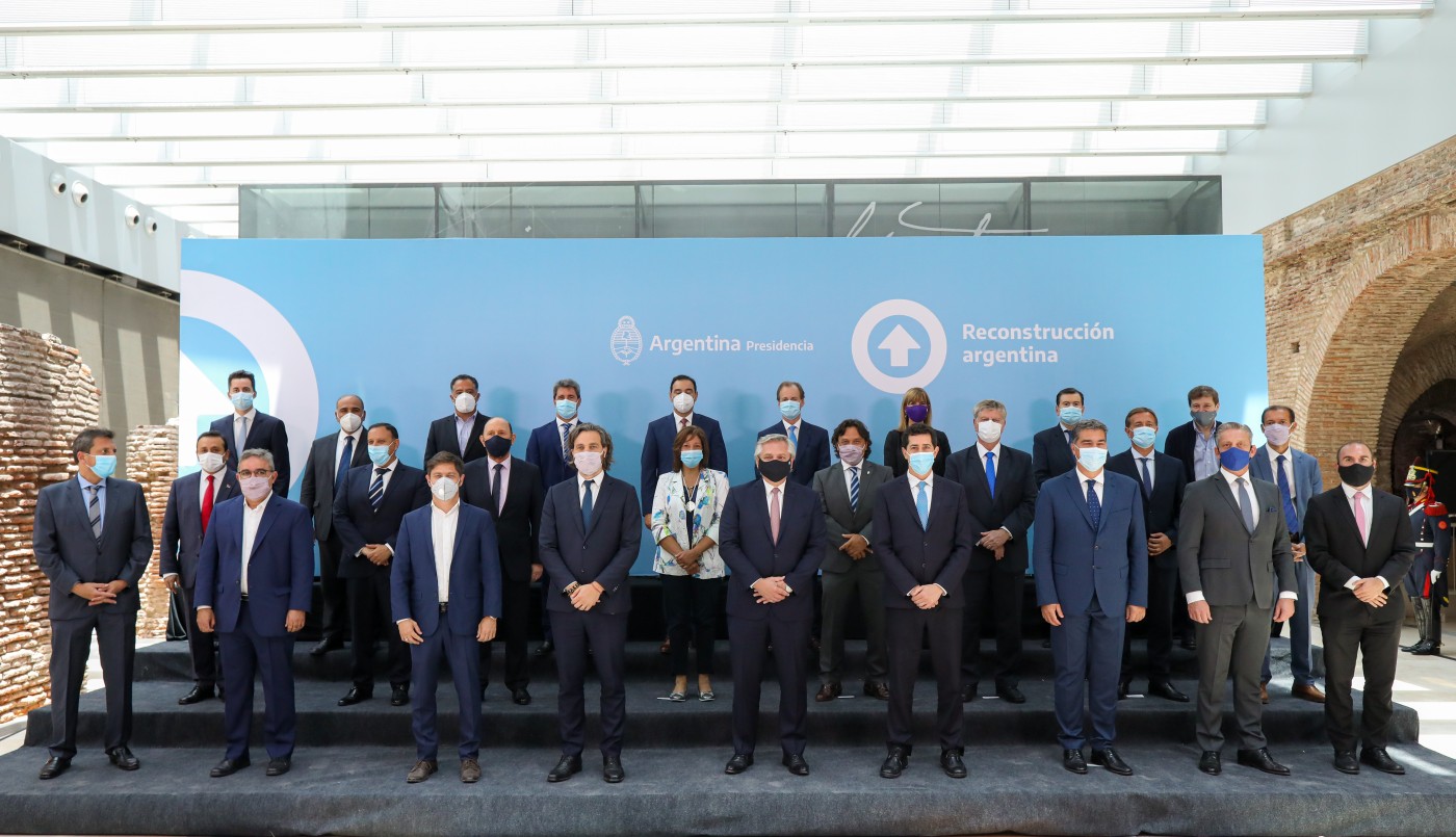 La foto de Alberto Fernández con los gobernadores: Larreta, ausente | Política y economía