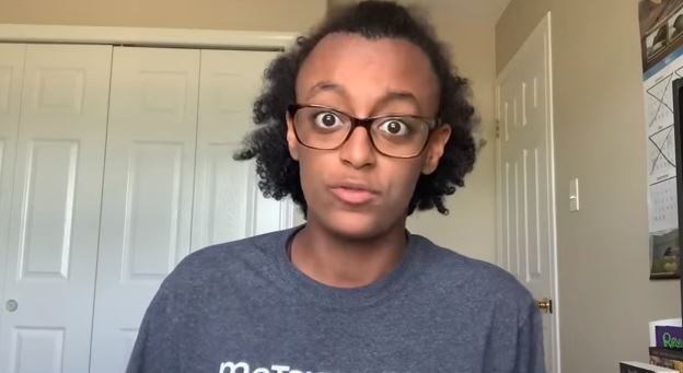 Premian a una adolescente de 17 años por explicar la mecánica cuántica en un video de tres minutos | Internacionales