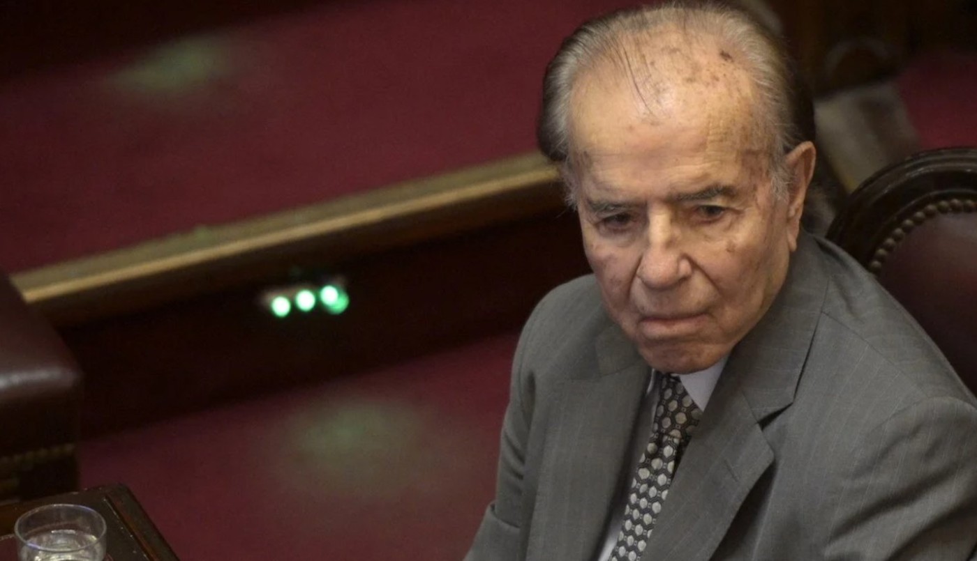 El ex presidente Carlos Menem continúa internado: "Pasó una buena noche" | Actualidad