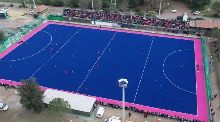 Gol en contra de la Muni: la Justicia ordenó levantar la cancha de hockey en la reserva San Martín | Córdoba
