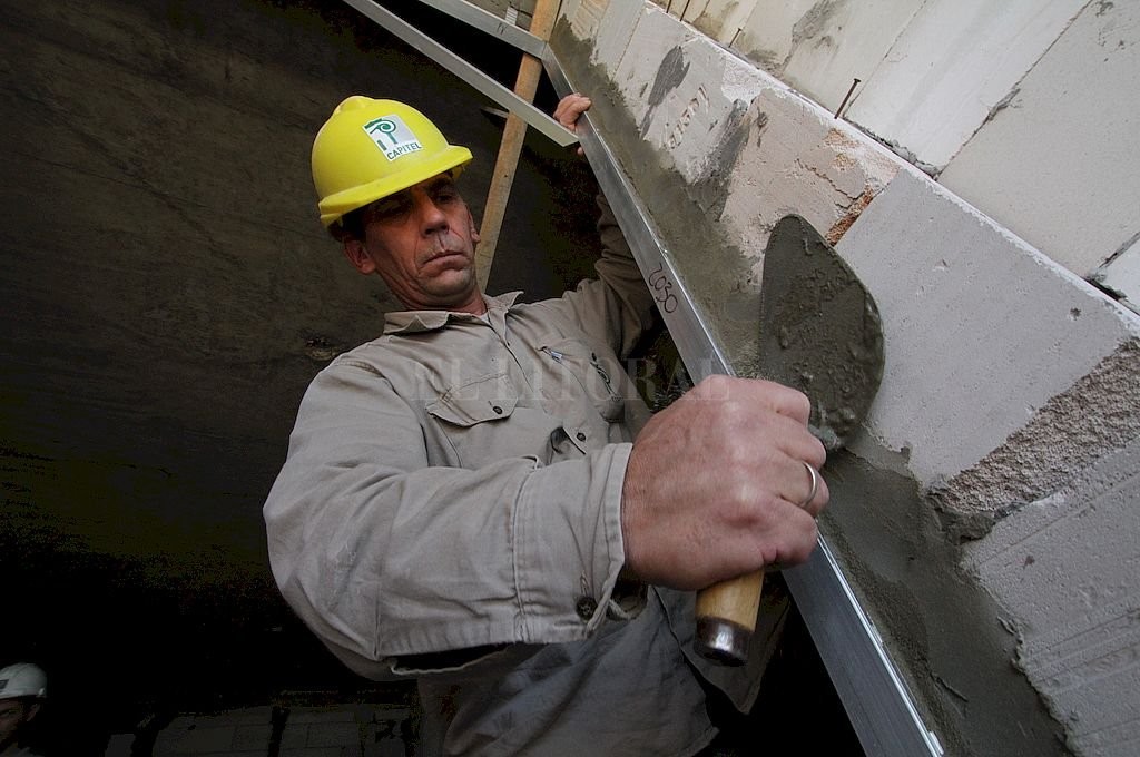 Cómo cobrar los 9.000 pesos del Programa de Asistencia de Emergencia al Trabajo y la Producción | Economía