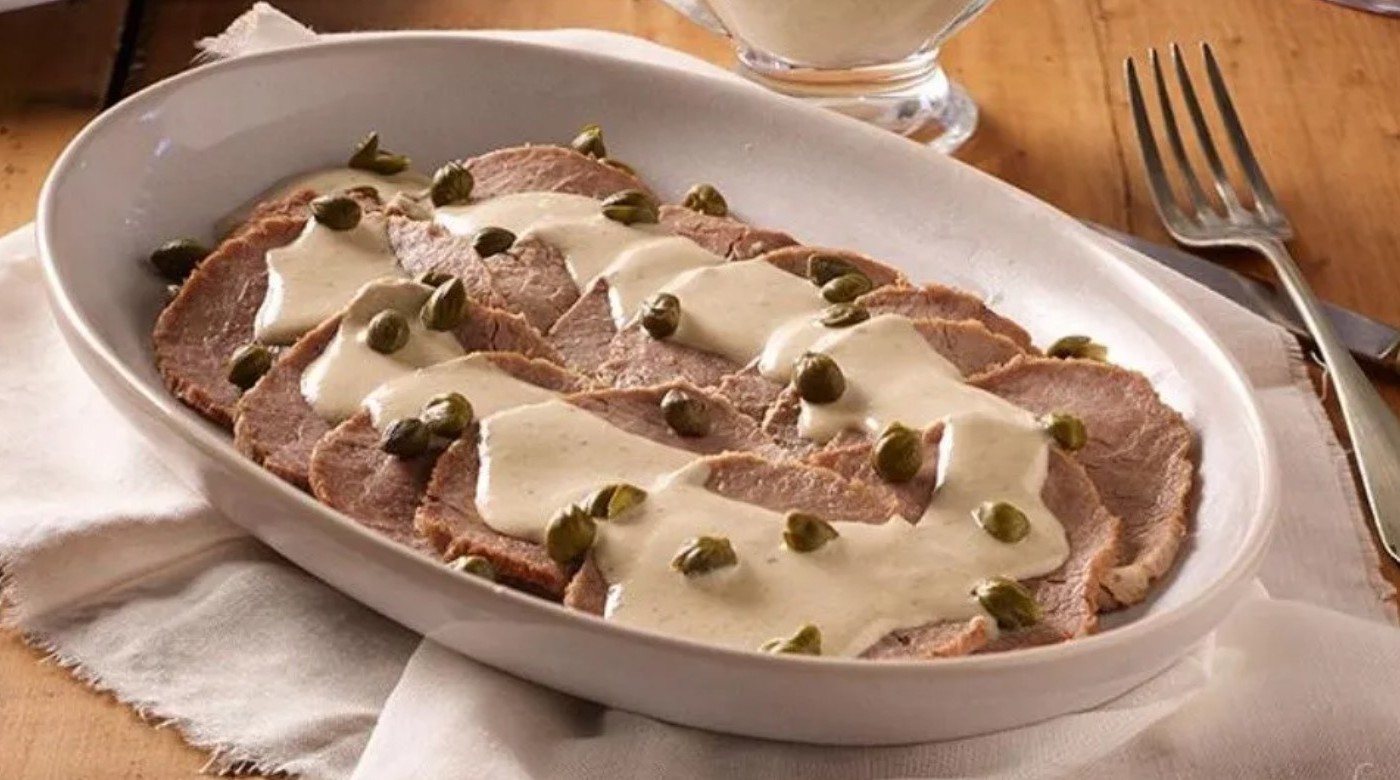 Dos mujeres, a las piñas por la cena de Navidad | Telefe Noticias