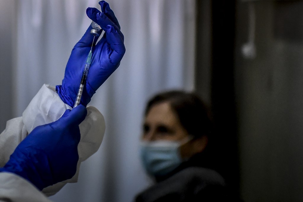 Dura carta del Gobierno a Rusia por la demora en las segundas dosis: "El contrato corre el riesgo de ser cancelado públicamente”. | Política y economía