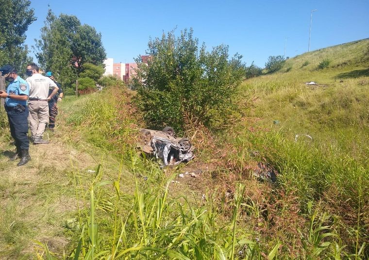 Tres muertos y un herido grave tras vuelco en circunvalación | Córdoba
