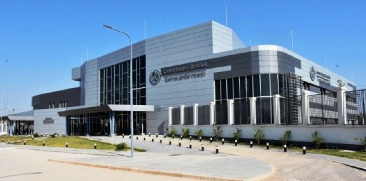 Los mellizos que nacieron en Año Nuevo: uno en el 2020 y otro en 2021 | Actualidad