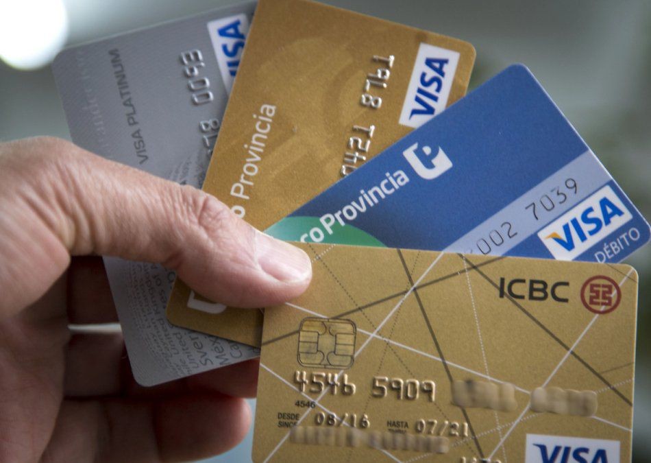 El BCRA flexibiliza el tope de tasa para tarjetas de crédito | Economía