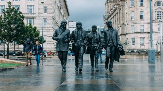 Se conmemoró el día internacional de "The Beatles" | Actualidad
