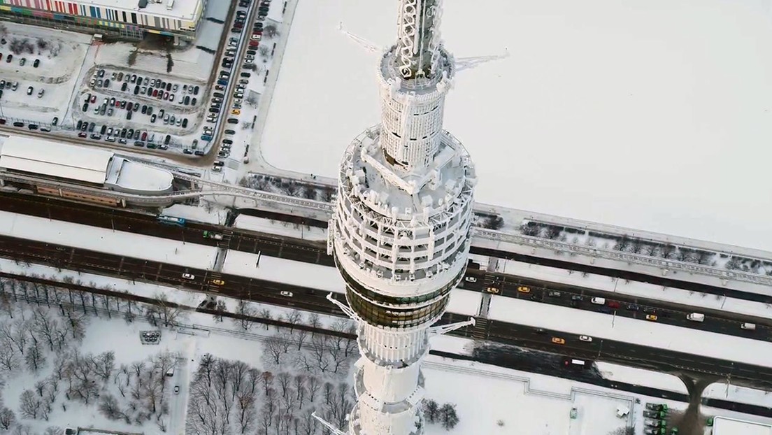 La torre de televisión más alta de Europa a vista de dron en pleno invierno ruso | Curiosidades