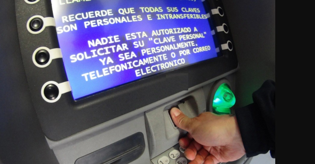 Nueva normativa: cajeros automáticos deberán usar huella dactilar para operar | Actualidad