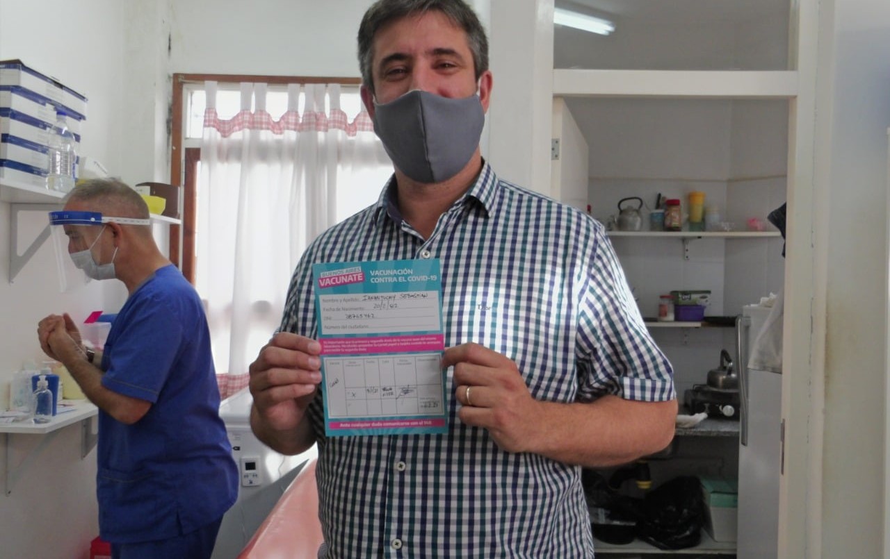 Tiene coronavirus el intendente de Miramar, vacunado con la primera dosis | Actualidad