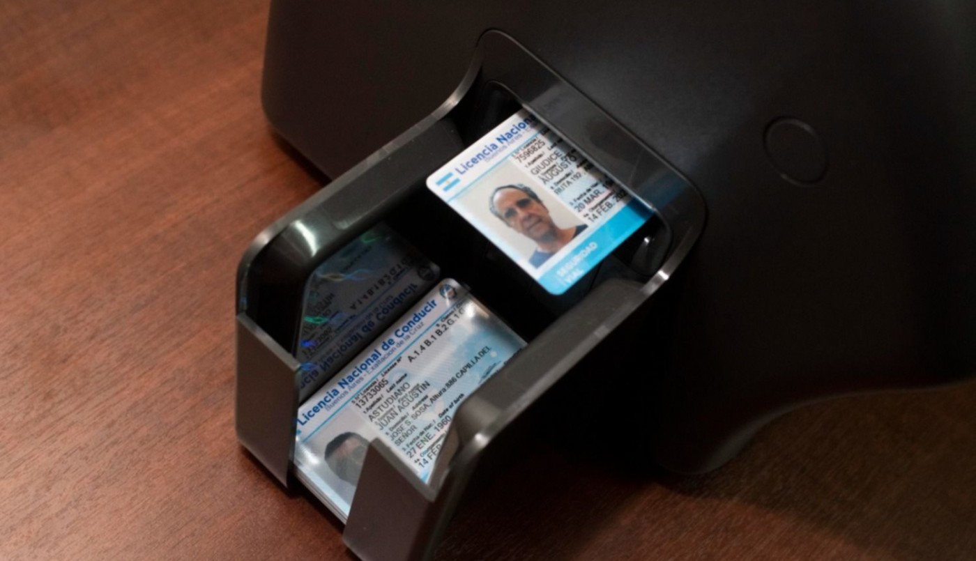 Ofrecen licencias de conducir truchas a $ 7.500 en Facebook | Telefe Noticias