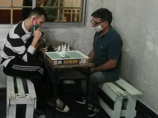 Casi 800 presos de 23 cárceles bonaerenses juegan al ajedrez | Actualidad