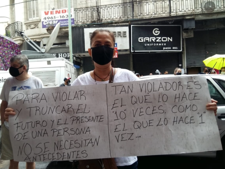 Apelan la decisión de mantener en libertad al acusado del abuso sexual en el local de Once | Actualidad