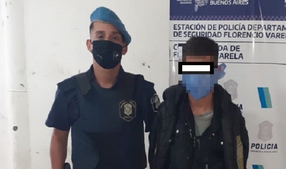 El chofer y un pasajero detuvieron a un ladrón armado en un colectivo | Actualidad