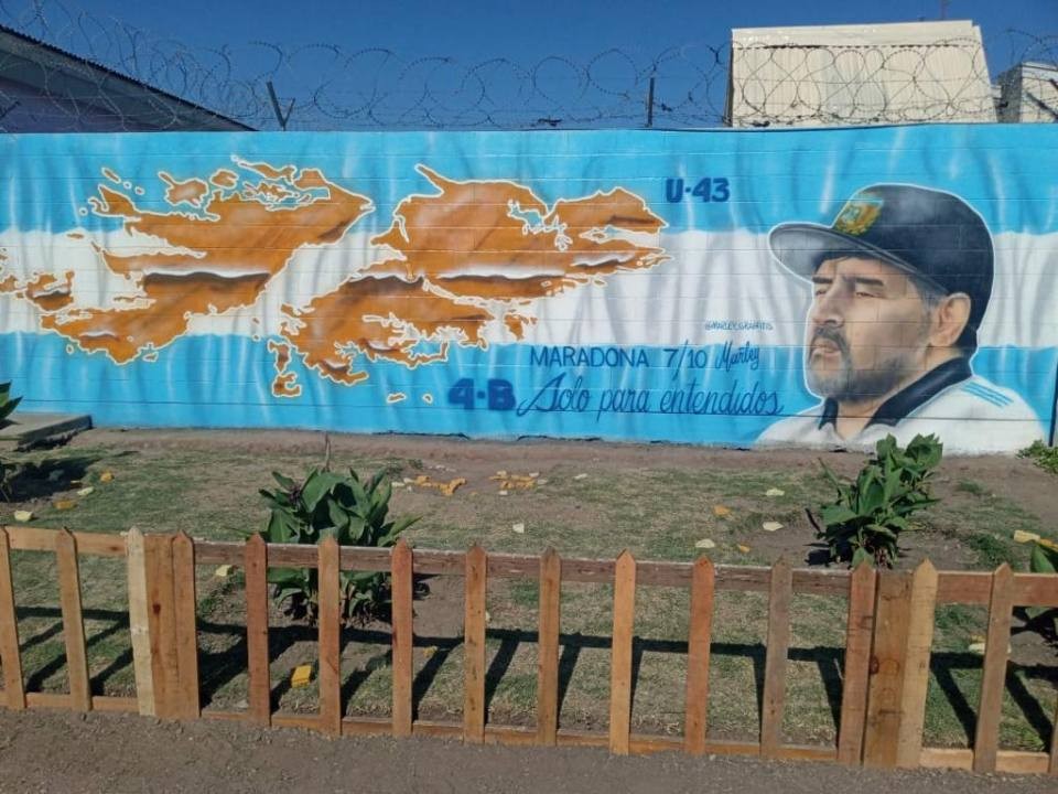 Un grupo de presos realizó un homenaje a Maradona en la cárcel de González Catán | Actualidad