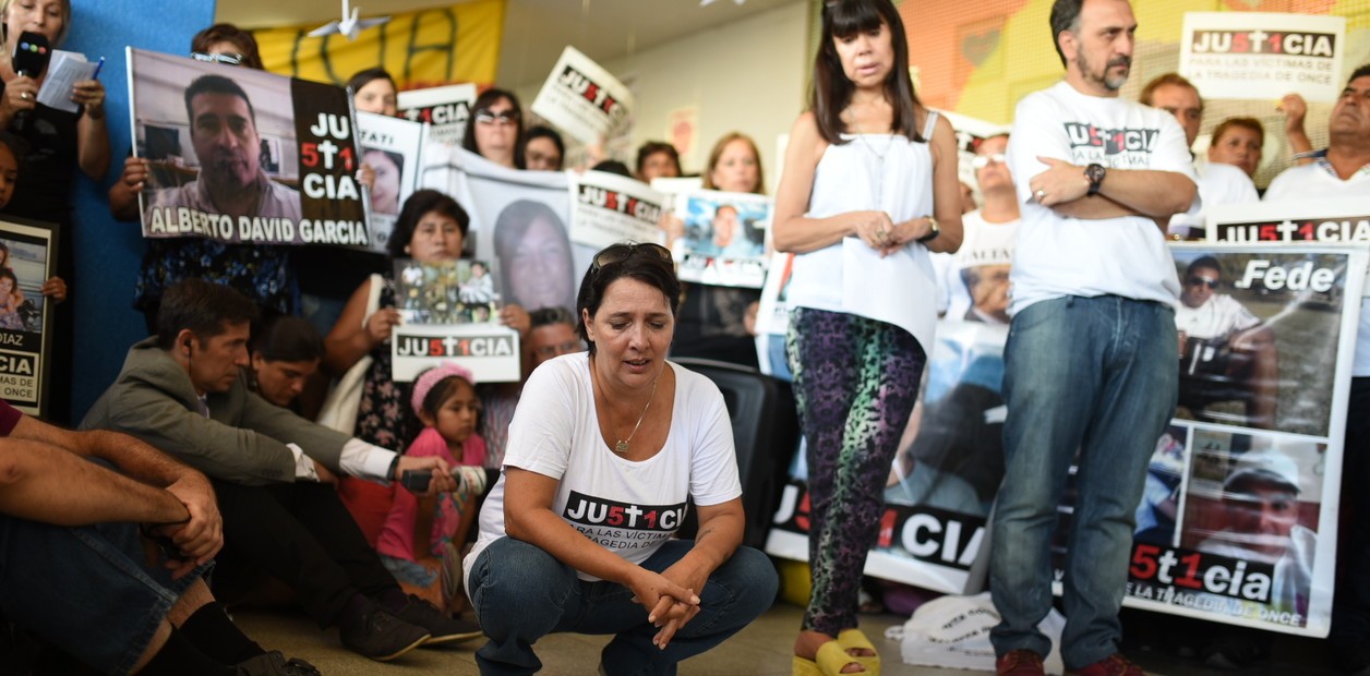 Diputados del PRO proponen indemnizar a las víctimas de la Tragedia de Once | Política y economía