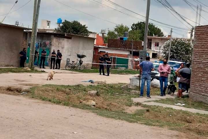 "Papá malo, la agarró a mamá con cuchillo": mató a su ex pareja frente a sus hijos | Actualidad