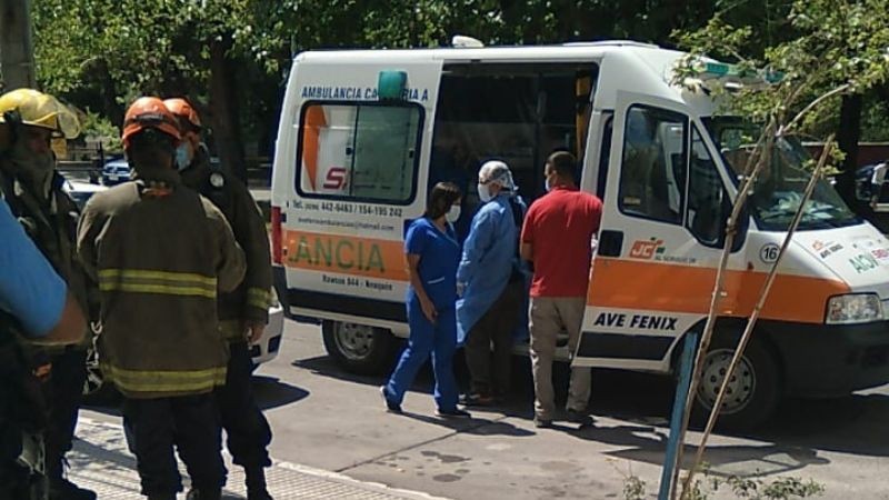 Cayó un ascensor de un piso 15 en Neuquén: hay heridos | Actualidad