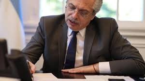 El Presidente habilitó por decreto que se trate en extraordinarias el proyecto de Ganancias | Política y economía