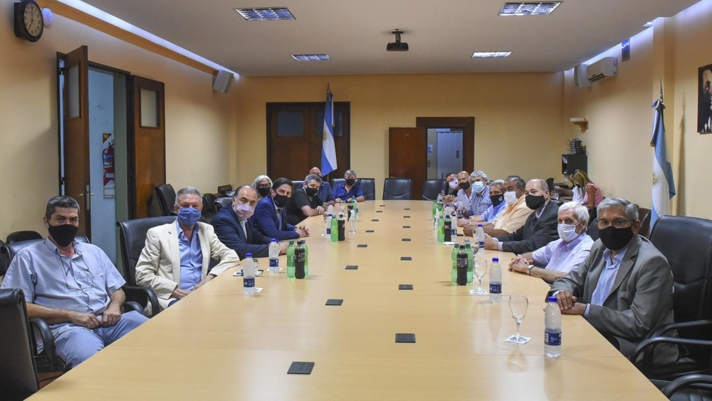 Trotta y gremios docentes inician la paritaria nacional del sector | Actualidad