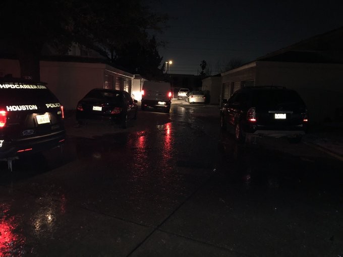 Madre e hija estaban sin luz, se fueron a calentar al auto y murieron intoxicadas | Internacionales