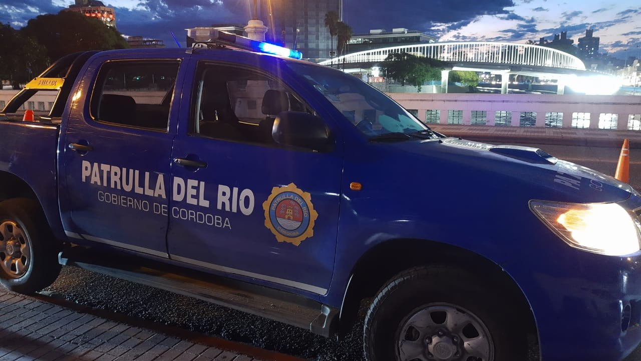 Interrumpieron la circulación en Costanera por la crecida del Suquía: ¿Cuáles son los desvíos? | Córdoba