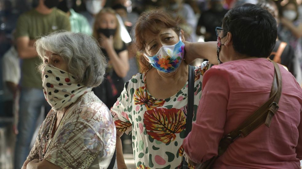 Más flexibilizaciones: ultiman los detalles de las medidas que comenzarán a regir mañana | Actualidad