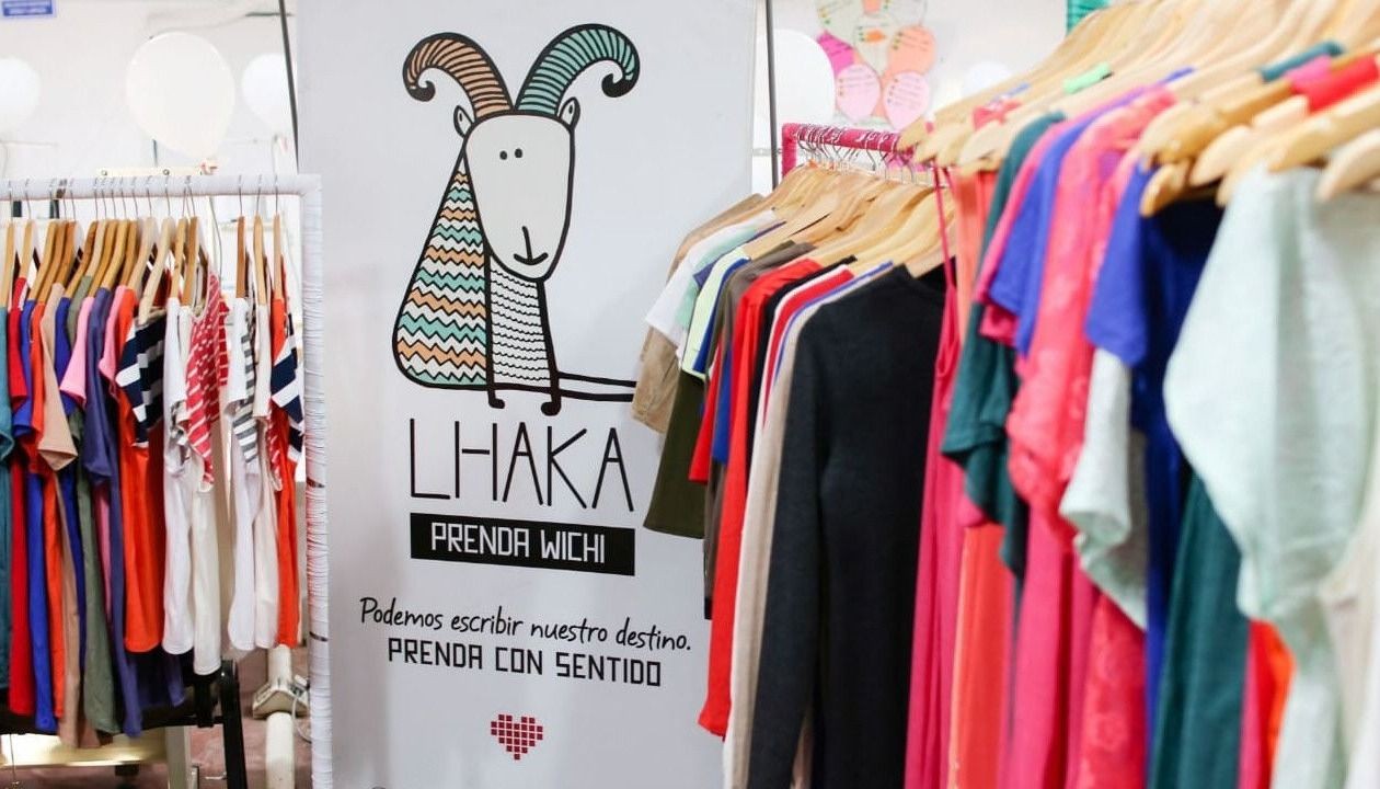 Una revista londinense premió a Lhaka, la primera textil wichi | Actualidad