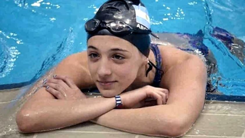 Oro para Delfina Pignatiello en el sudamericano de natación | Deportes