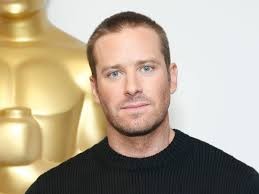 Una mujer acusó al actor Armie Hammer de violarla "durante 4 horas" | Internacionales