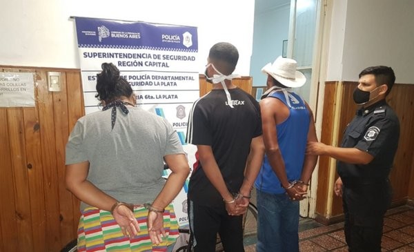 Detuvieron a una familia por vender una bicicleta robada en Facebook | Actualidad