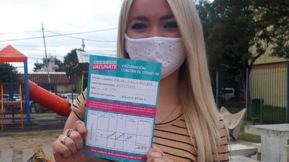Habló la becaria de Avellaneda de 18 años que se vacunó: "A mí nadie me acomodó" | Actualidad